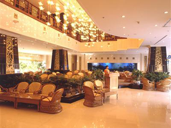 Jade Palace Hotel